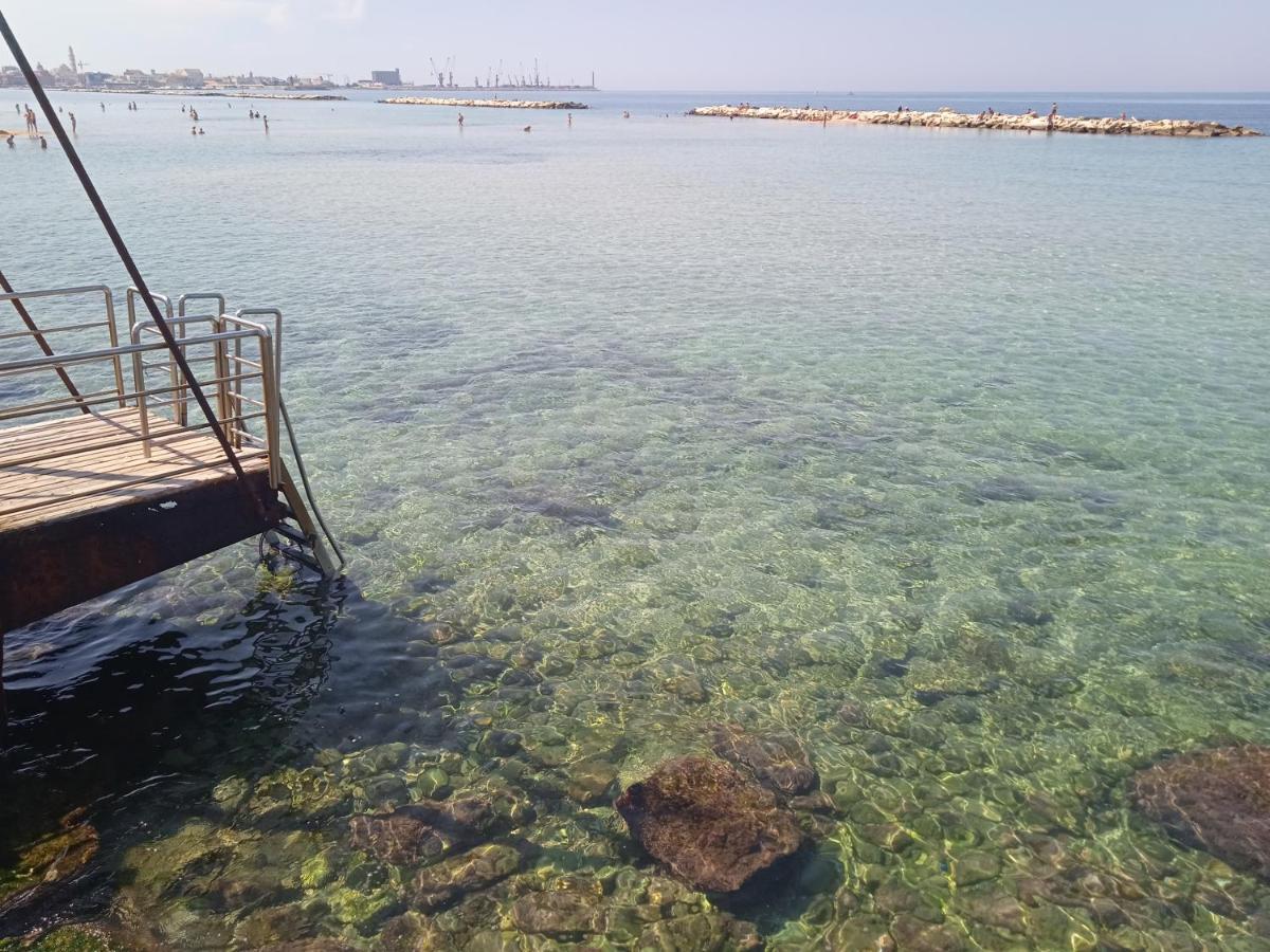 Afrodite Μπάρι Εξωτερικό φωτογραφία